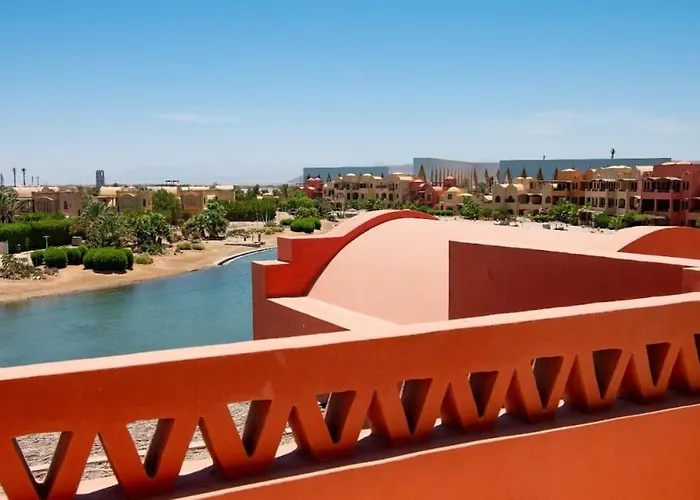 3-bedroom - Great Location- Upper Nubia