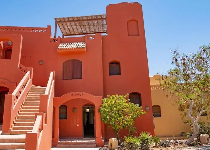 3-bedroom - Great Location- Upper Nubia *