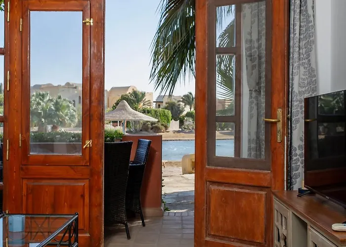 3-bedroom - Great Location- Upper Nubia *