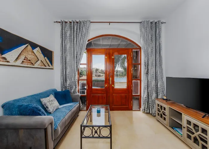 Appartement 3-bedroom - Great Location- Upper Nubia *